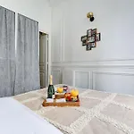 Bnbnova - Heart Of Le Marais Paris